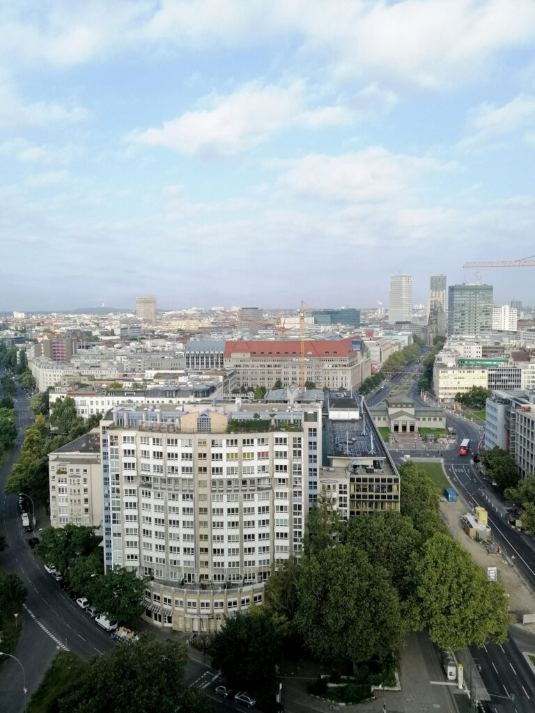 Blick auf Berlin vom Hotelzimmer aus.