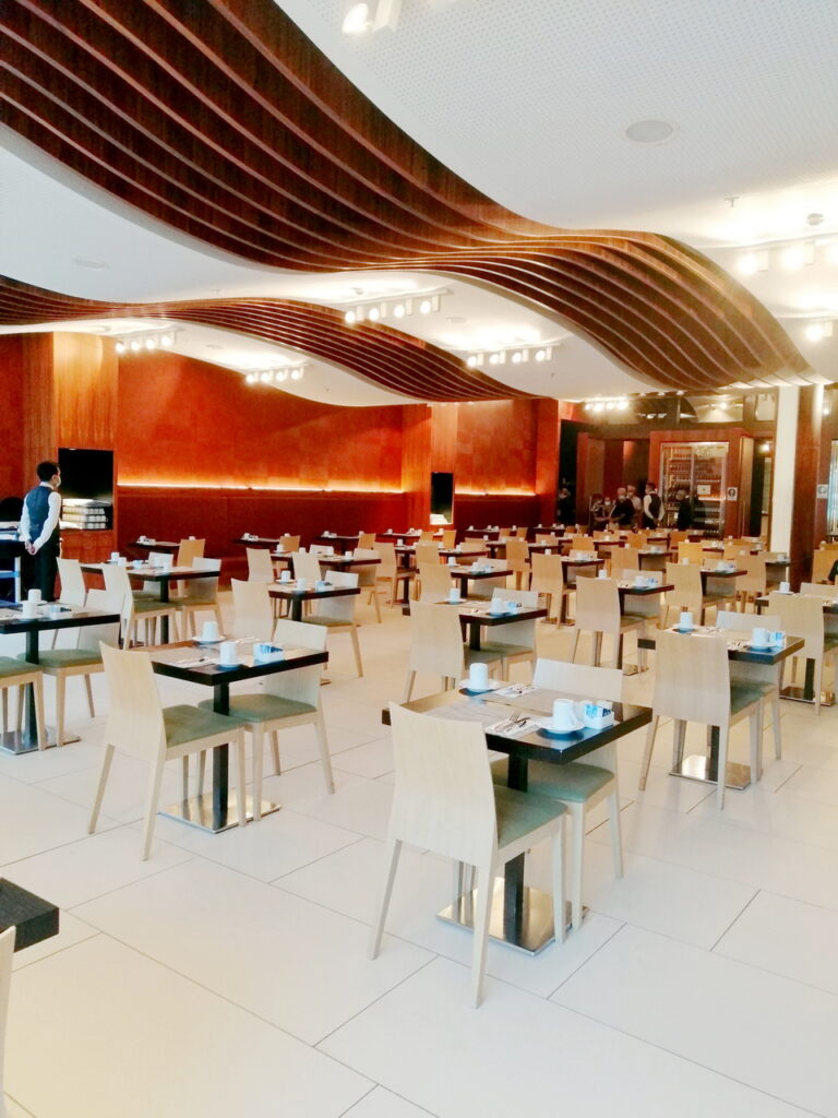 Hotel Restaurant