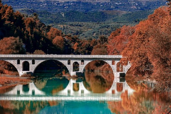 Osmanische Brücke in Berat