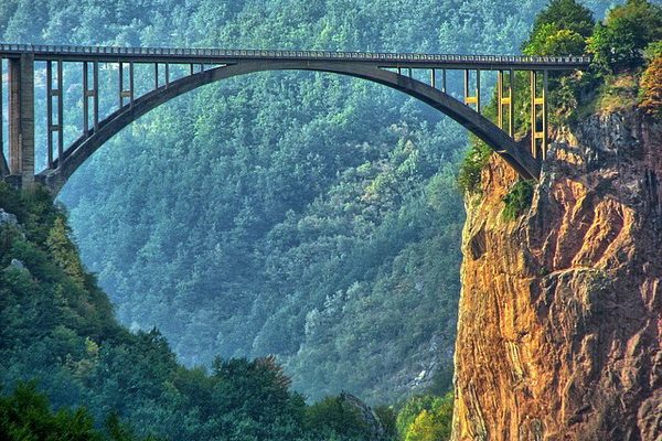 Tara Schlucht mit Brücke